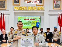 Memberikan Pelayanan, Perlindungan dan Pengayoman secara Optimal, Kapolresta Bogor Kota Dianugerahkan Penghargaan Oleh LEMKAPI 
