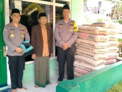 Kapolresta Magelang Bantu Semen untuk Pembangunan Ponpes Al Jawahir Balesari