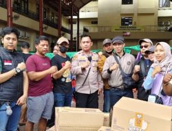 Didampingin Kapolsek, FWJ Indonesia Salurkan Bantuan Sosial Paska Kebakaran Kemayoran