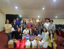 GBI Karet Kuningan Berbagi Takjil di Bulan Ramadan