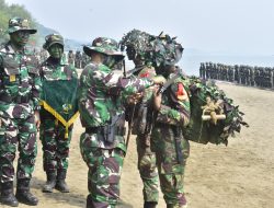 Usai Tuntaskan Latihan Tempur Taruna Akmil Tingkat II Sandang Brevet Pramuka Yudha