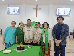 Keluarga Ermando – Napitupulu Rayakan Sukacita Syukur Di GPIB Yahya Pospel Annamartha