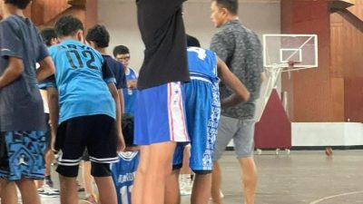 SMP Lab Tunjukkan Semangat Juang! Kalahkan NLS 79-51 di Graha Tirta
