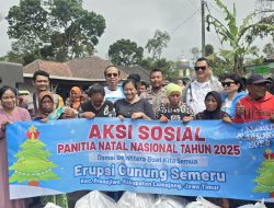1000 Paket Dibagikan Panitia Natal Nasional Kepada Warga Dampak Erupsi Gunung Semeru