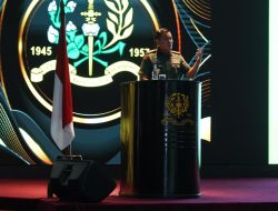 Pengarahan Gubernur Akademi Militer kepada Orang Tua Prajurit Taruna