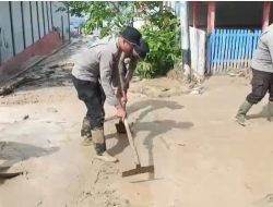 Polsek Tanjung Raya Siaga di Lokasi Bencana, Hujan Lebat Picu Longsor di Agam