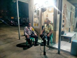 Bhabinkamtibmas Polsek Medan Satria Sambangi Satpam Perumahan di Jam Rawan, Antisipasi Curanmor