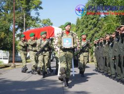 Gubernur Akmil Pimpin Pelepasan Jenazah Letkol Czi Yulis Wahyu Prasetyo, S.T.