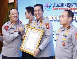 Irjen Pol. Djuhandhani Rahardjo Puro, S.H., M.H., Kapolda Sulsel Terima Penghargaan IKPA T.A 2025 Peringkat I dari Kapolri