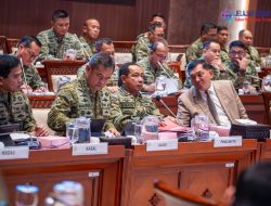 Jenderal TNI Agus Subiyanto Hadiri Raker Bersama Komisi I DPR RI Bahas Dinamika Geopolitik dan Misi Perdamaian Dunia