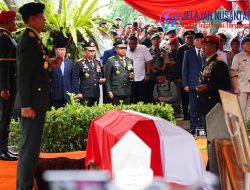 Jenderal TNI Agus Subiyanto Hadiri Upacara Pemakaman Jenderal TNI (Purn) Ryamizard Ryacudu