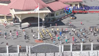 Pererat Kebersamaan dan Kesehatan, Kodim 1714/PJ, Polri dan Pemda Rutin Gelar Jumat Sehat  