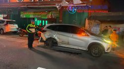 Diduga Ban Pecah, Toyota Hilux Terlibat Kecelakaan Beruntun di Pakis Magelang, Dua Orang Terluka Ringan