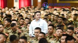 Letnan Kolonel Inf Teddy Indra Wijaya, S.I.P., M.Si Berikan Pembekalan Strategis Kepada 511 Calon Perwira Remaja Akmil