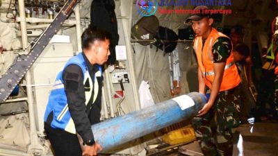 Hercules TNI AU Bawa Alat Topang Perjuangan Pasukan Karhutla Kalsel