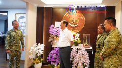 Pesan Ketua Dewan Ekonomi Nasional : Berikan Keteladanan dan Loyalitas